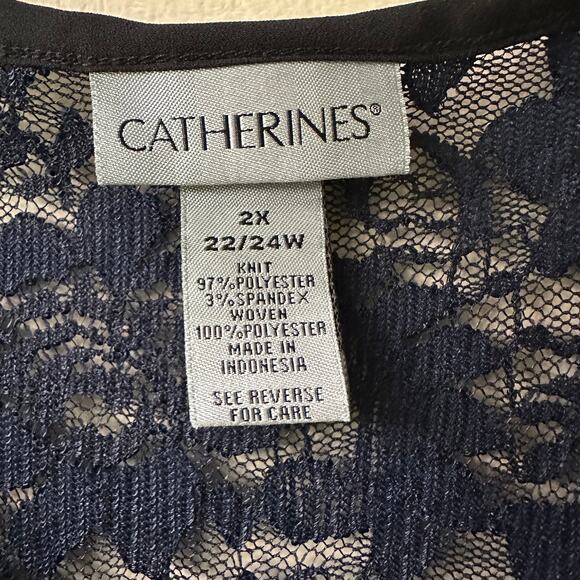 Catherines Lace Tunic Top Blouse Short Sleeve Sheer Relaxed Navy 2X or 22/24W - Picture 7 of 13